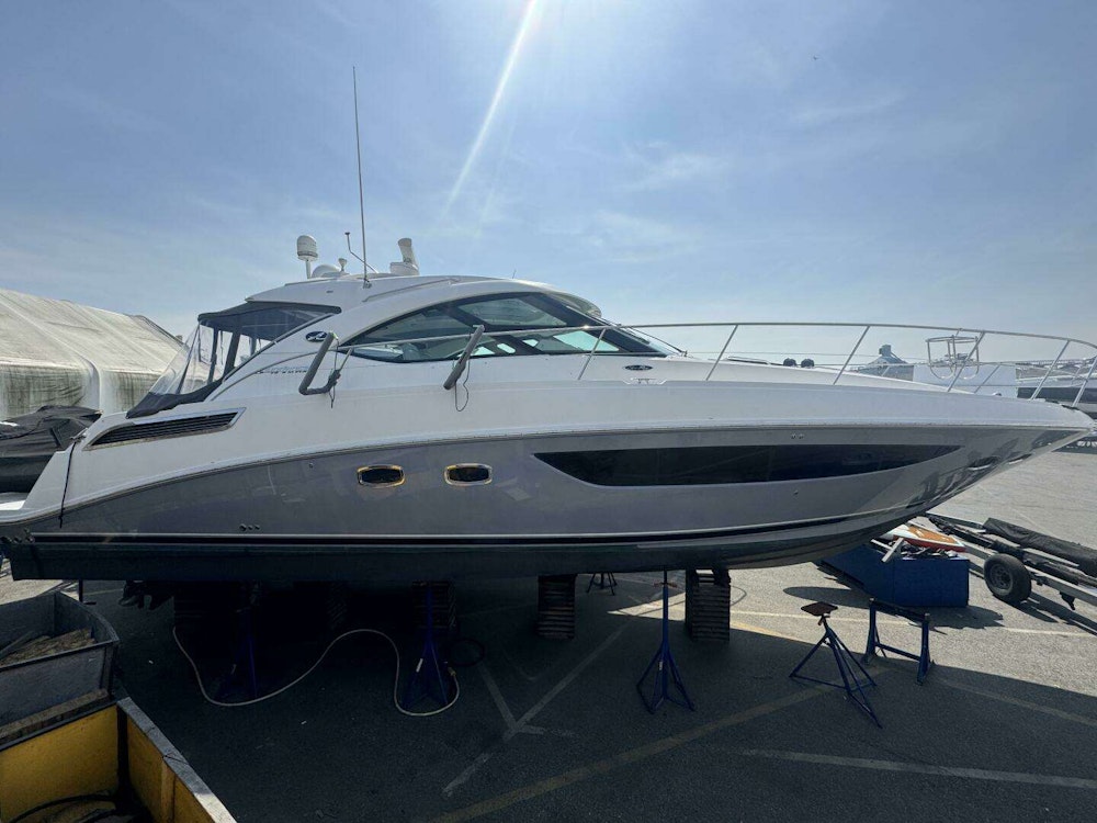 Sea Ray 470 Sundancer Yacht For Sale