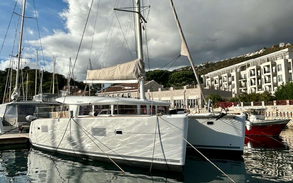 Lagoon 400 Yacht For Sale