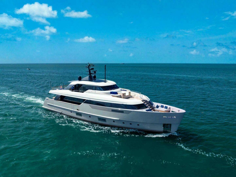 Sanlorenzo SD96 Yacht For Sale