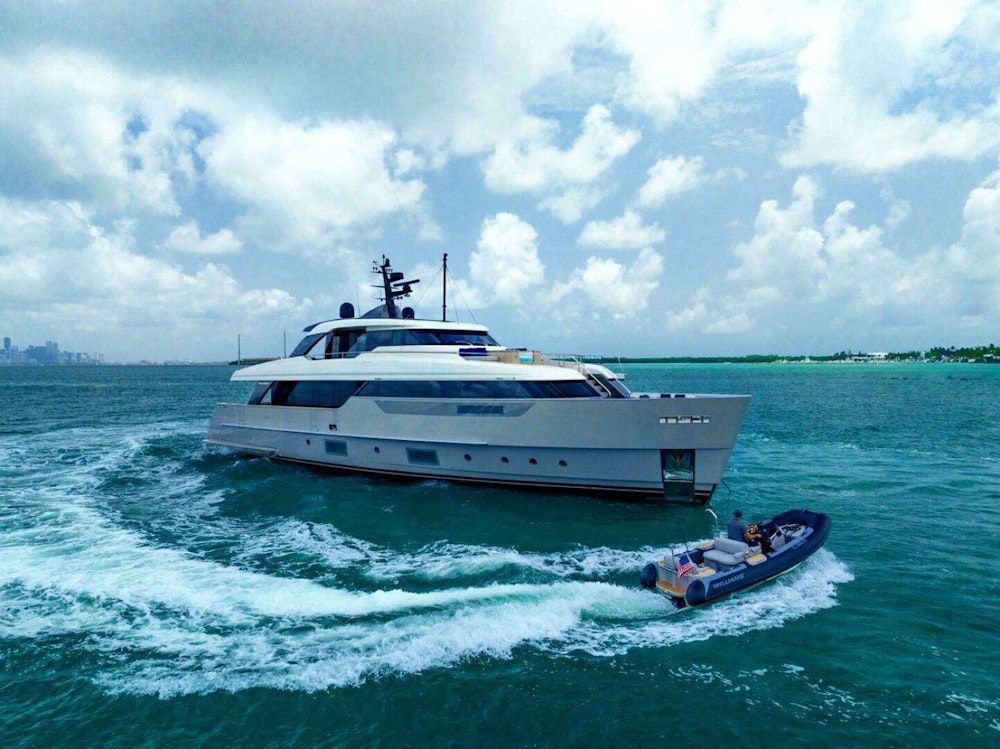 Sanlorenzo SD96 Yacht For Sale