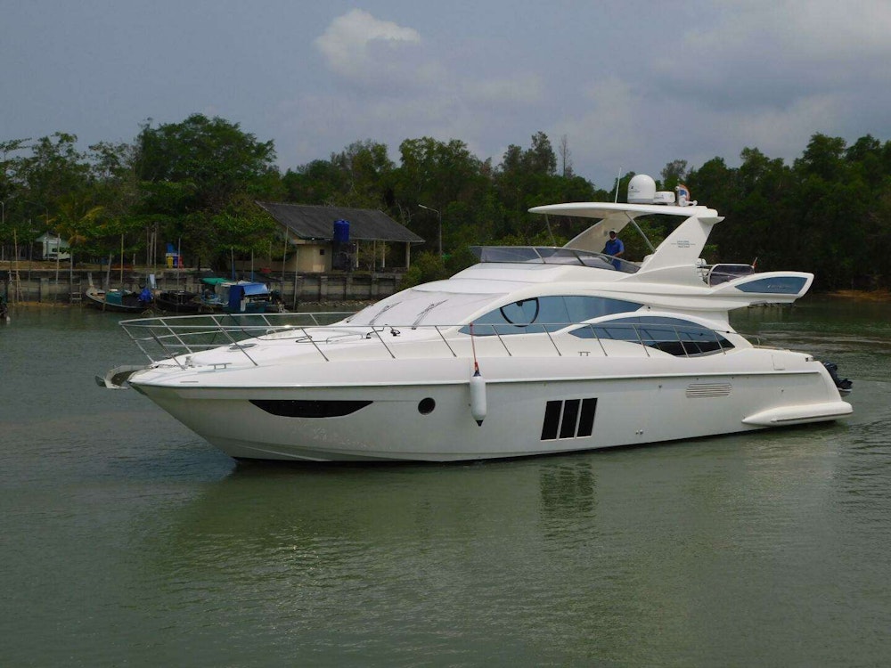 Azimut 58 Fly Yacht For Sale