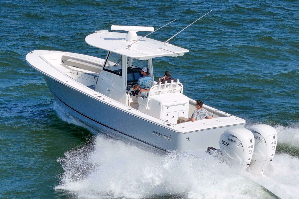 Regulator 31 FS Yacht For Sale