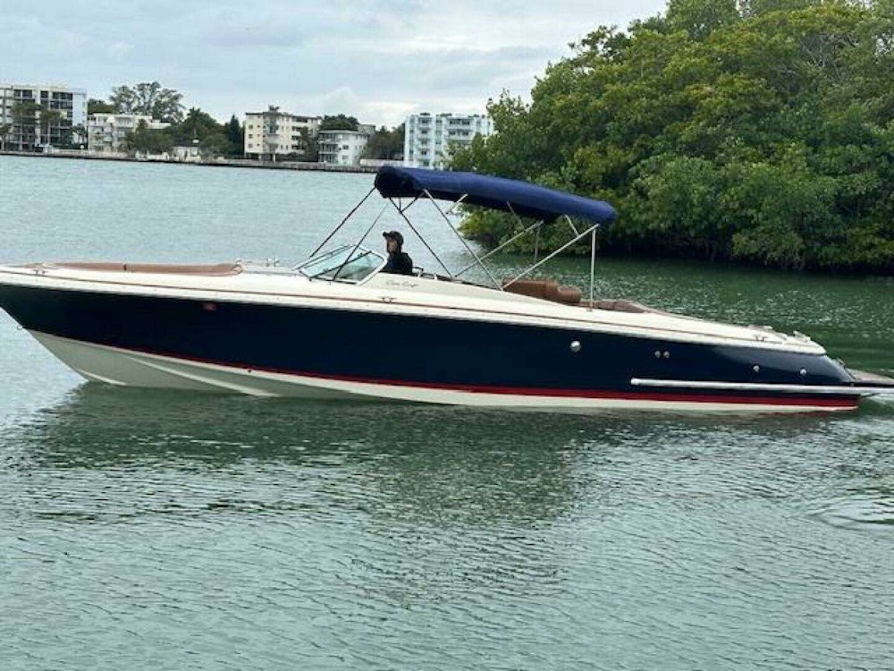 Chris-Craft Launch 32 Yacht For Sale