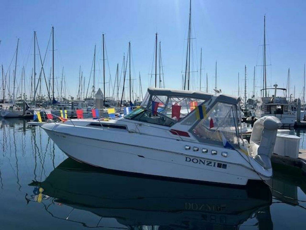 Donzi 30 Yacht For Sale