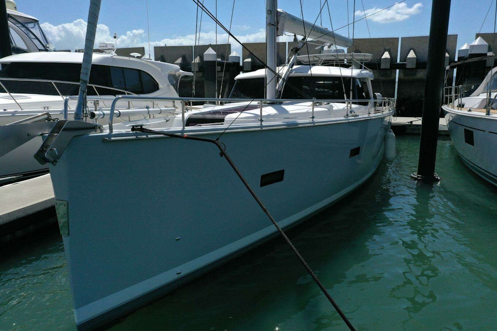 Moody Ds 45 Yacht For Sale