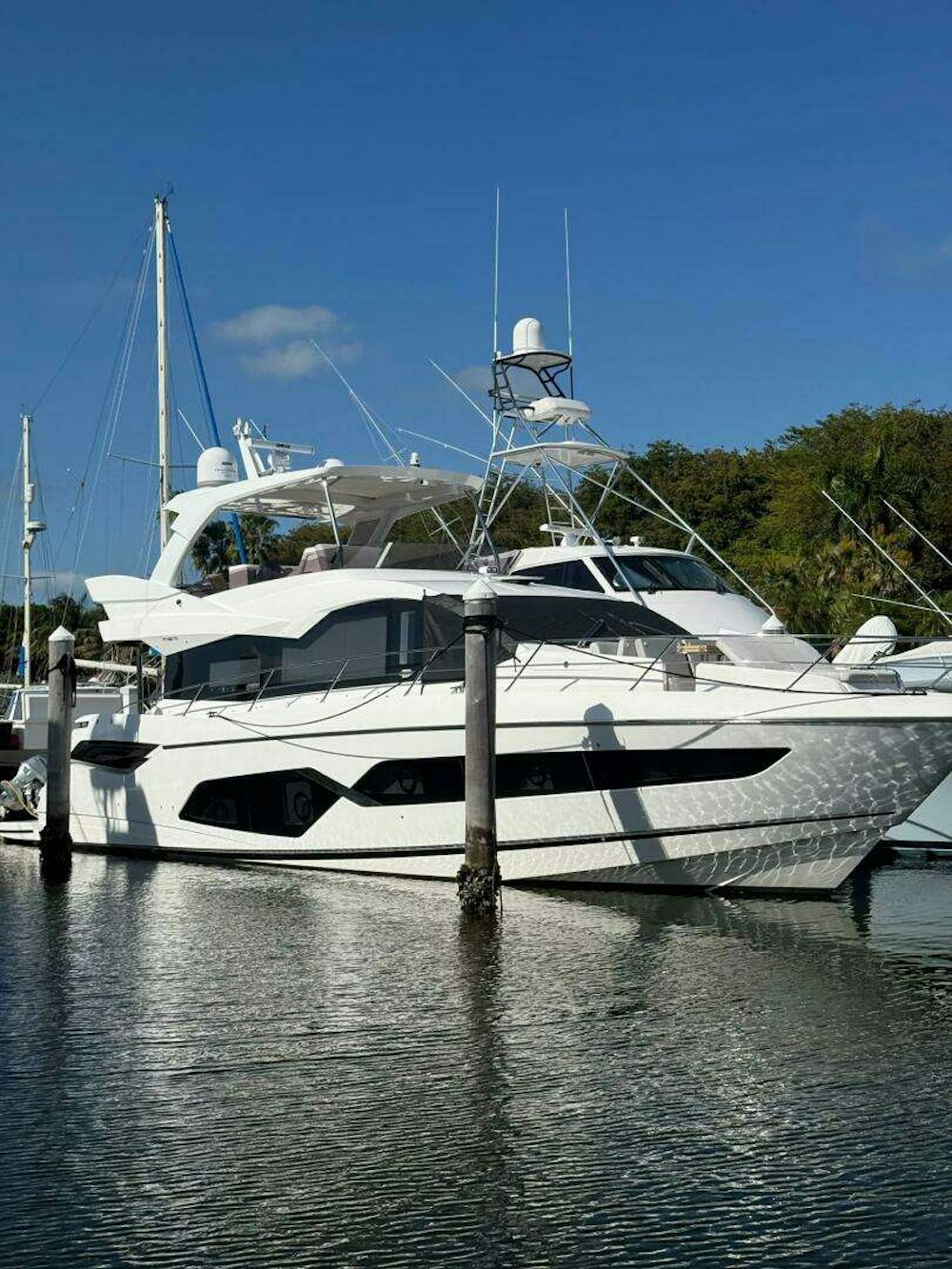 Sunseeker Manhattan 68 Yacht For Sale