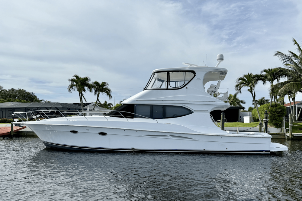 Silverton 50 CONVERTIBLE Yacht For Sale