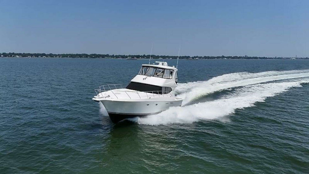 Silverton 48 Convertible Yacht For Sale