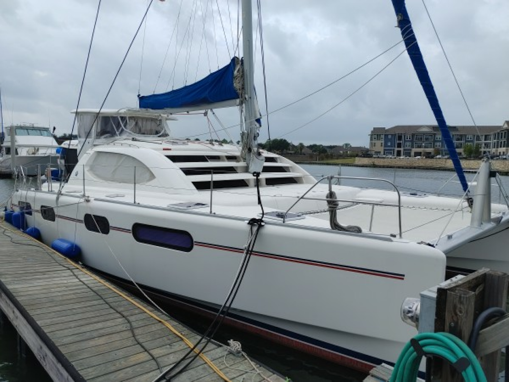 Robertson & Caine Leopard 46 Yacht For Sale