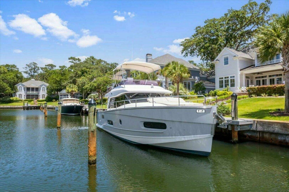 Azimut  Yacht For Sale