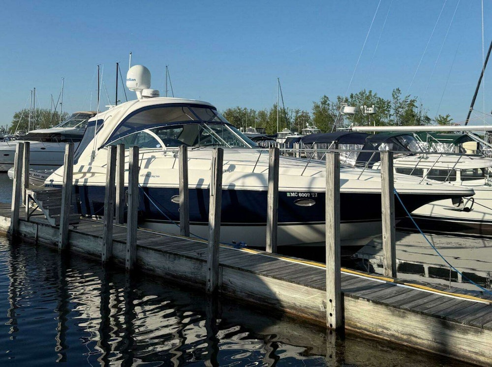 Cruisers Yachts 420 Express Yacht For Sale
