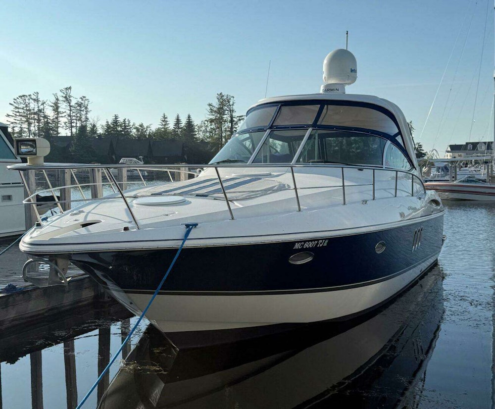 Cruisers Yachts 420 Express Yacht For Sale