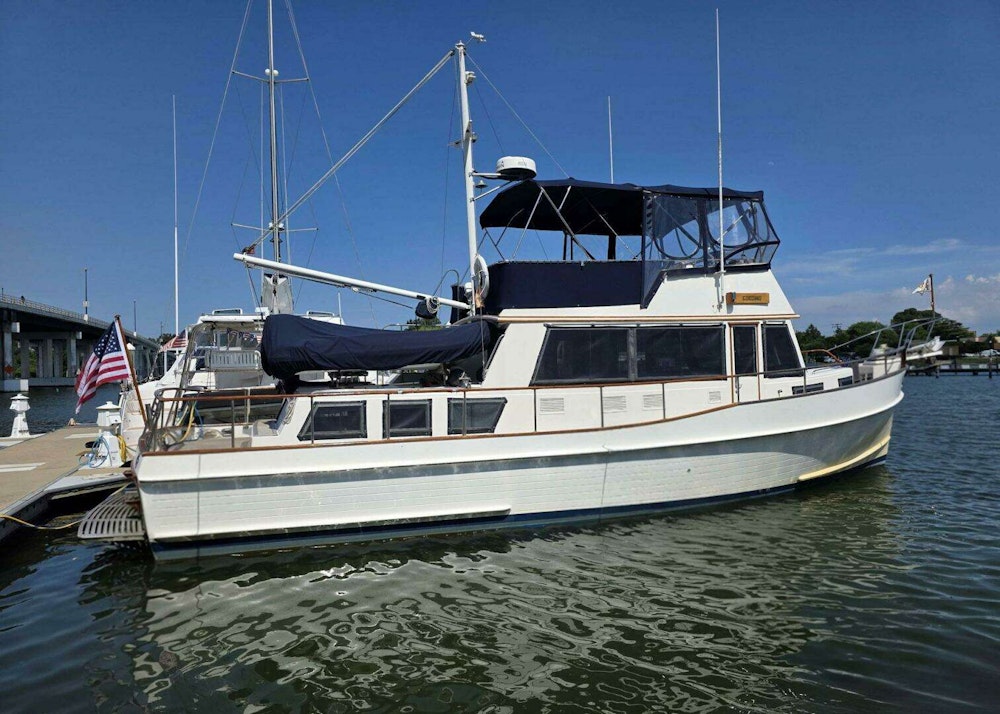 Grand Banks 42 Classic Yacht For Sale