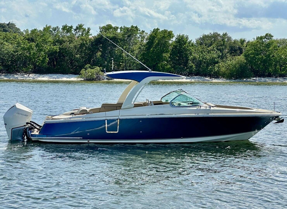 Chris-Craft  Yacht For Sale