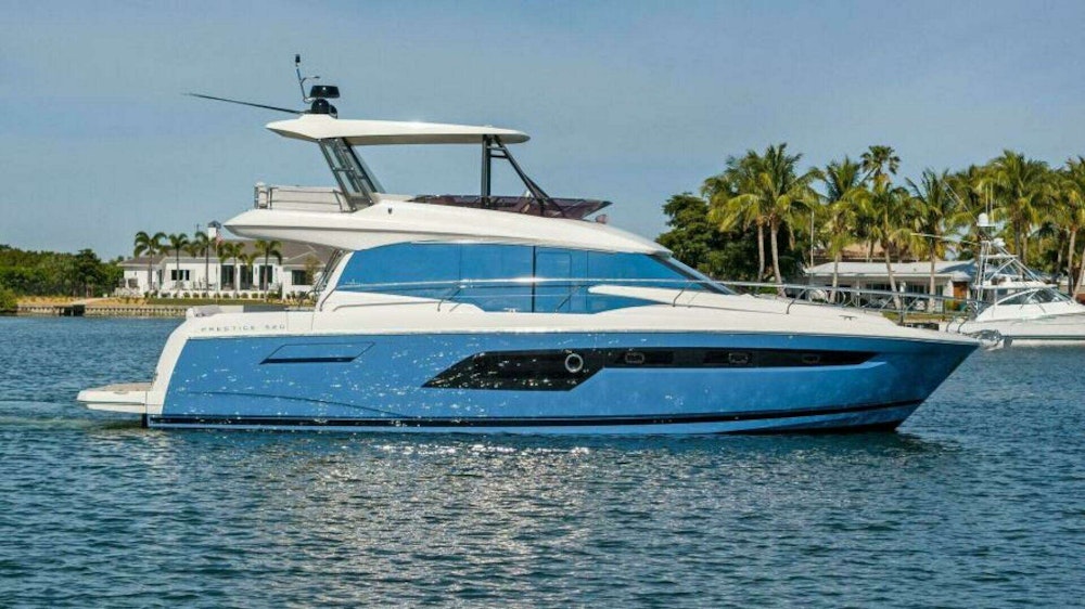 Prestige 520 Flybridge Yacht For Sale