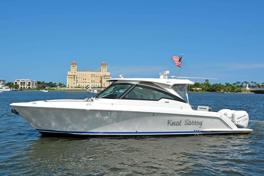 Tiara Yachts 38LX Yacht For Sale