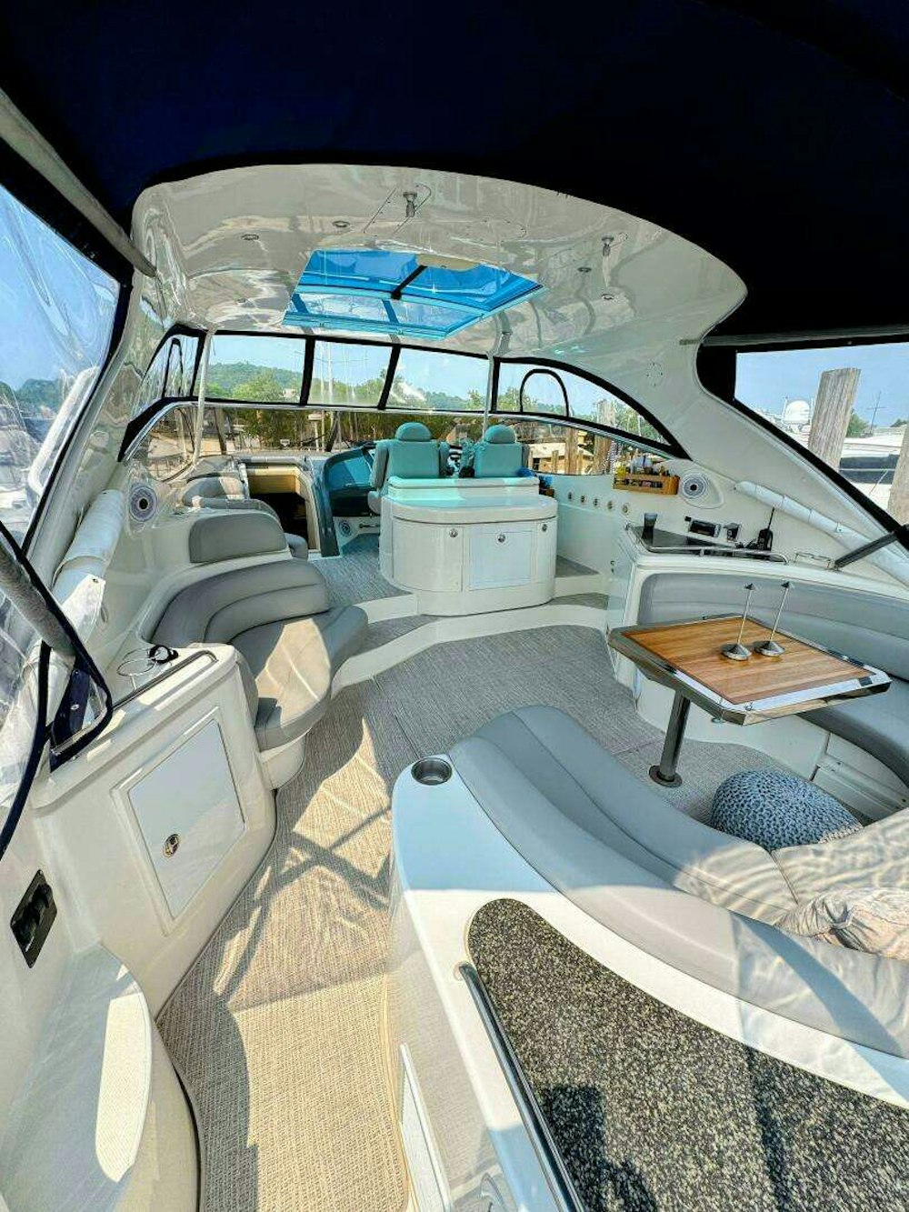 Cruisers Yachts 540 Express Yacht For Sale