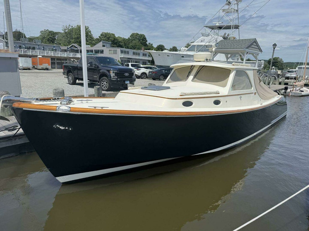 Hinckley Picnic Boat Yacht For Sale