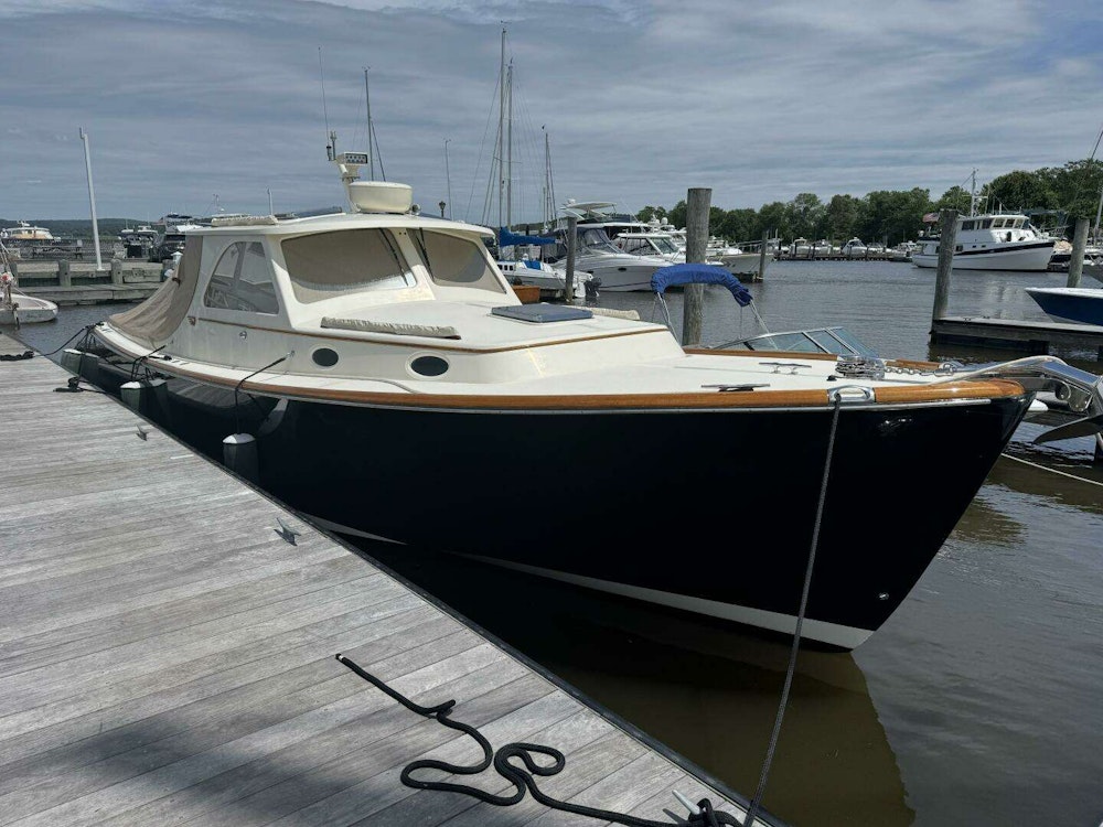 Hinckley Picnic Boat Yacht For Sale