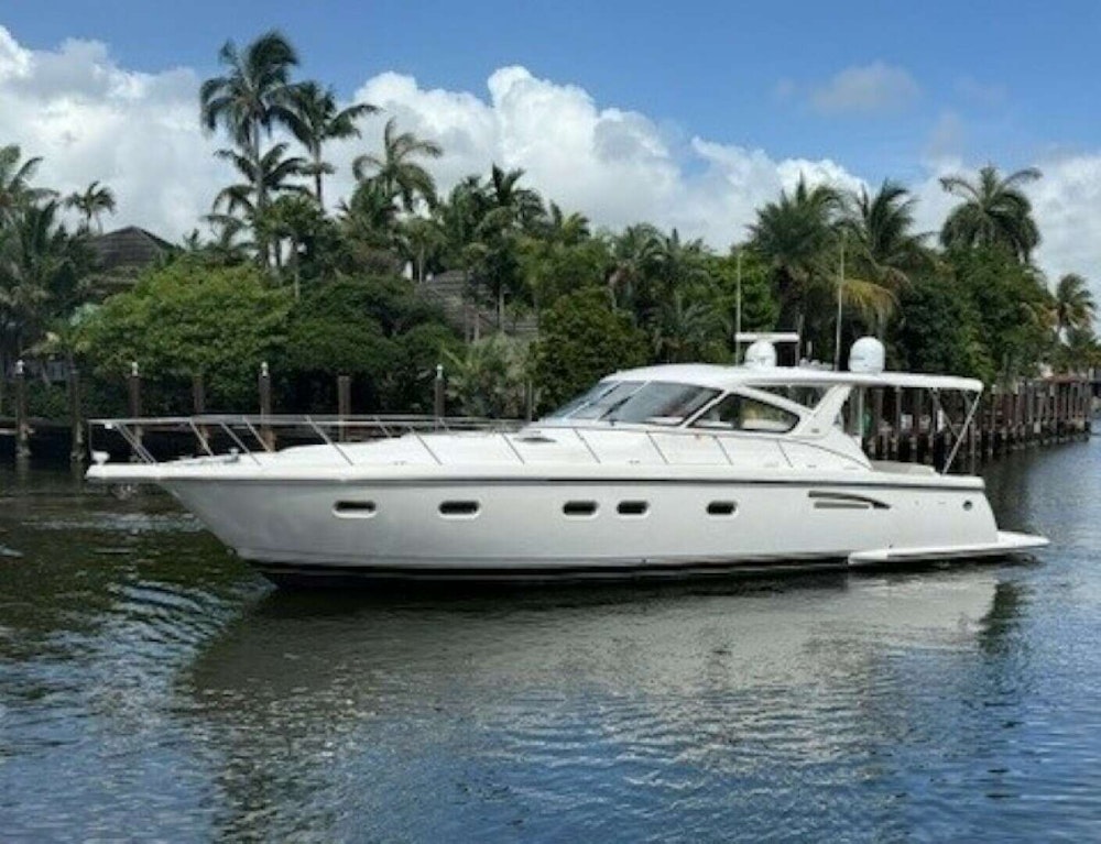 Tiara Yachts 5200 Express Yacht For Sale