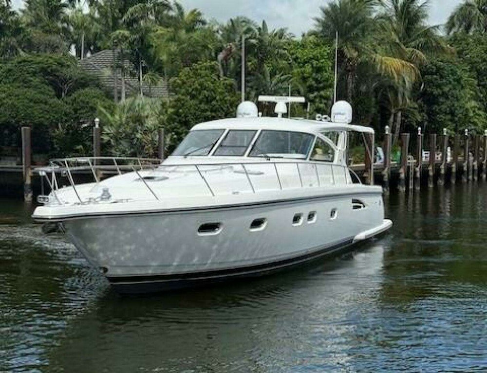 Tiara Yachts 5200 Express Yacht For Sale