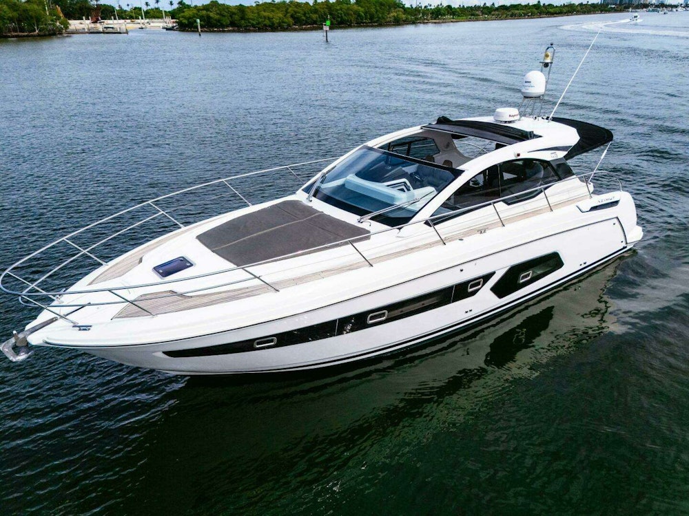 Azimut  Yacht For Sale