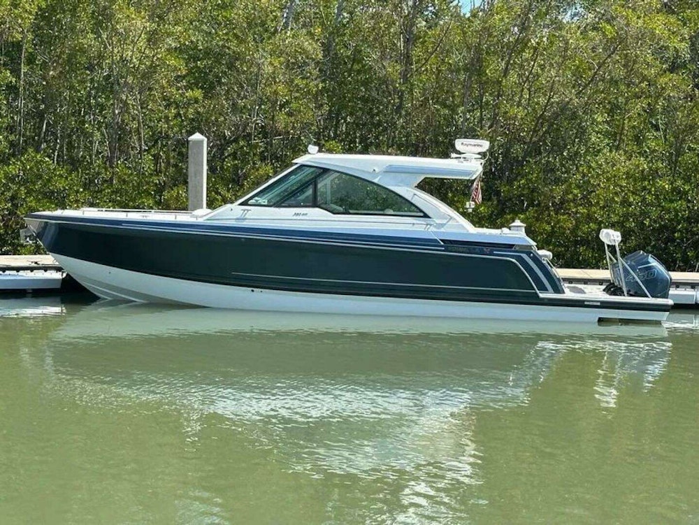 Formula 380 SSC Yacht For Sale