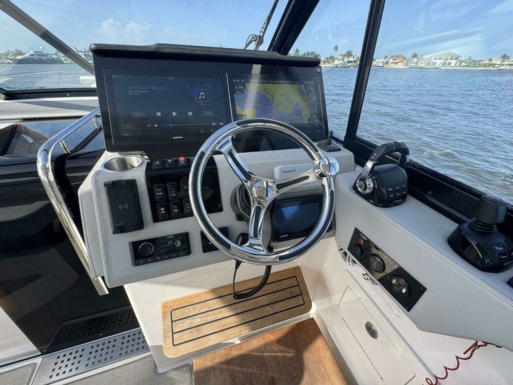 Regal 36 XO Yacht For Sale