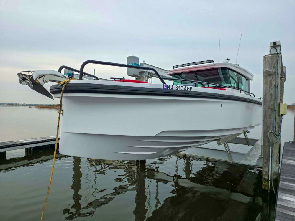 Axopar 37 XC Cross Cabin Yacht For Sale