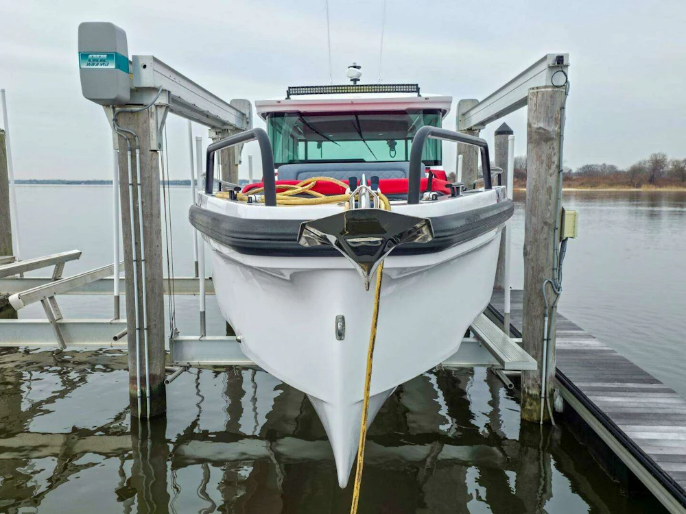 Axopar 37 XC Cross Cabin Yacht For Sale