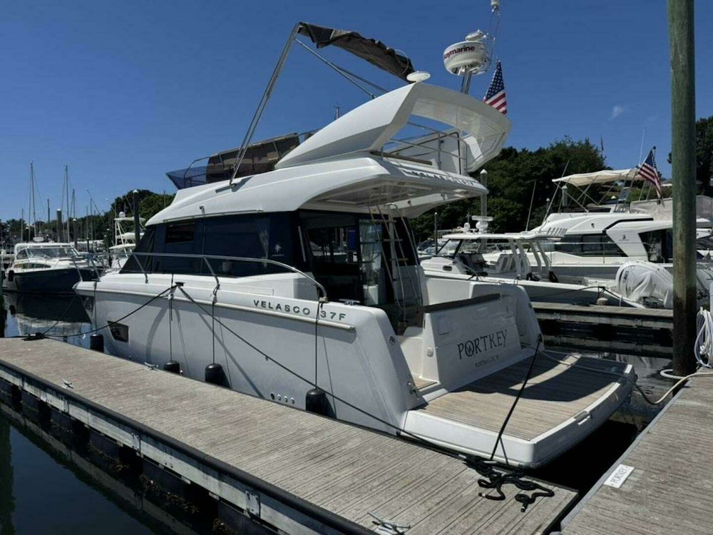 Jeanneau  Yacht For Sale