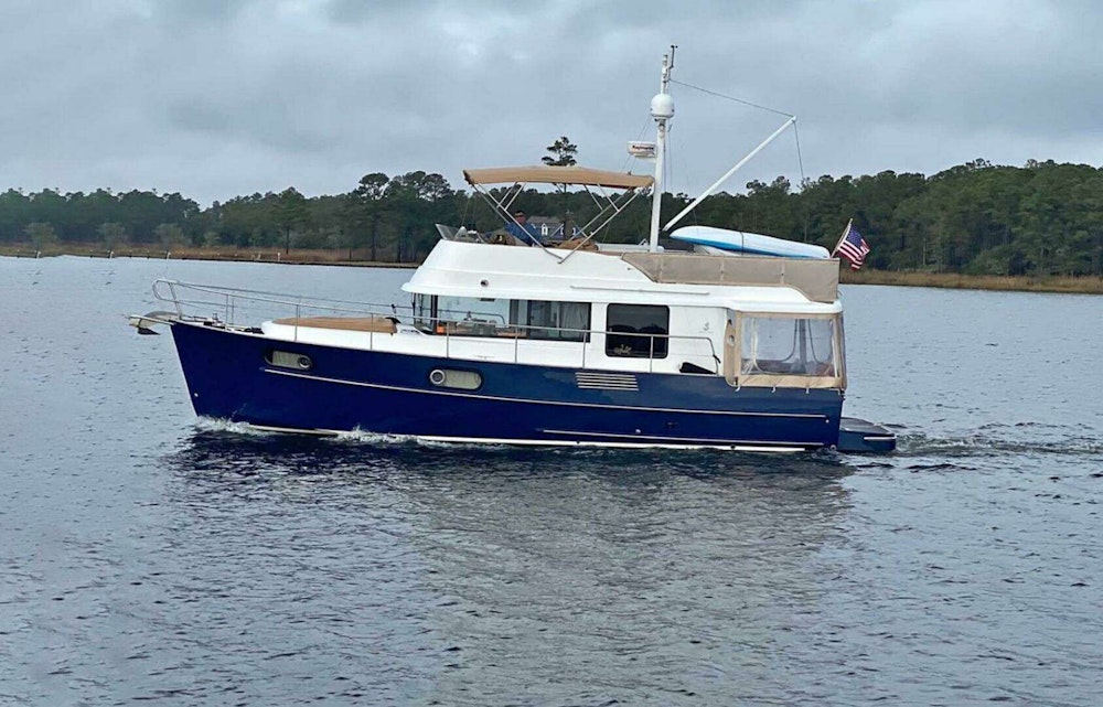 Beneteau 44 Swift Trawler Yacht For Sale