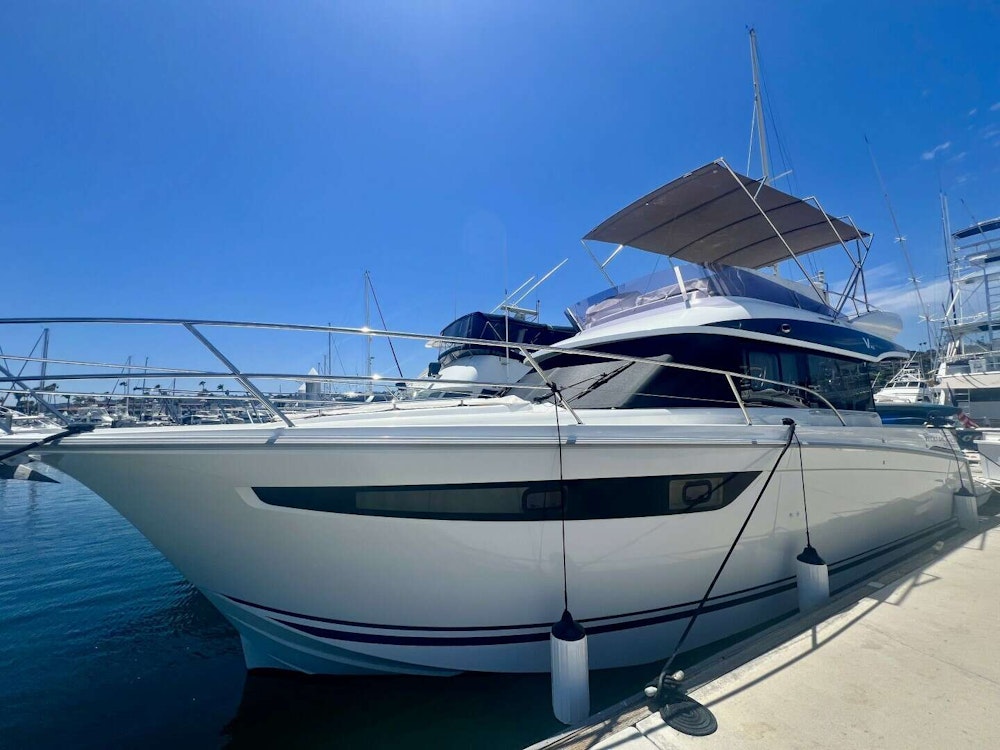 Jeanneau  Yacht For Sale