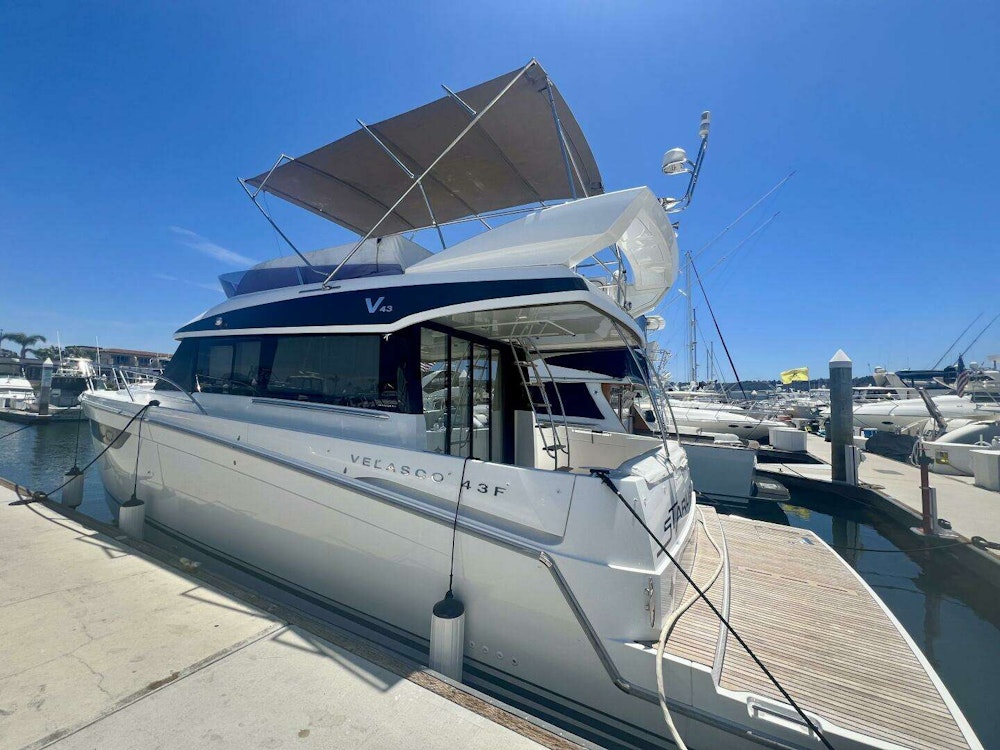 Jeanneau  Yacht For Sale