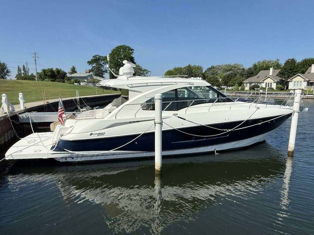 Cruisers Yachts Cantius Yacht For Sale