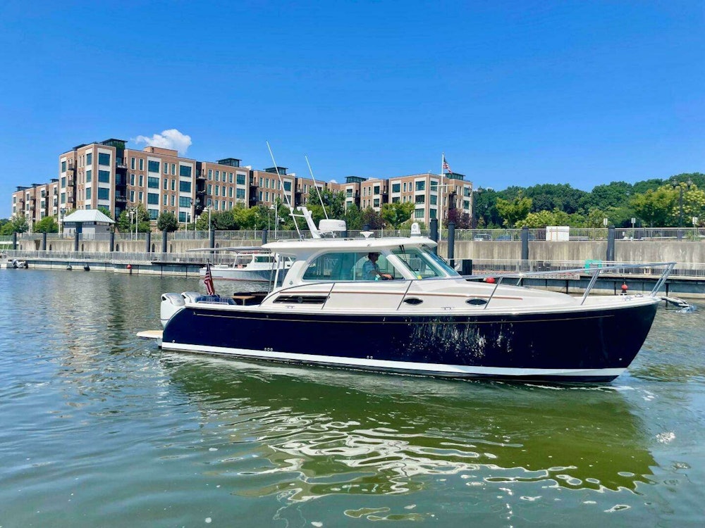 Back Cove  Yacht For Sale