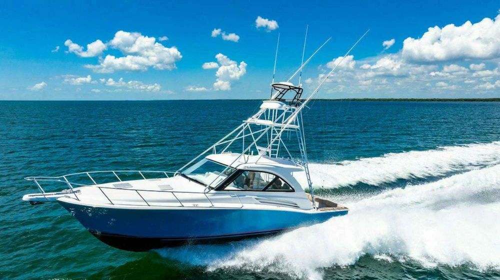 Hatteras GT45X Yacht For Sale