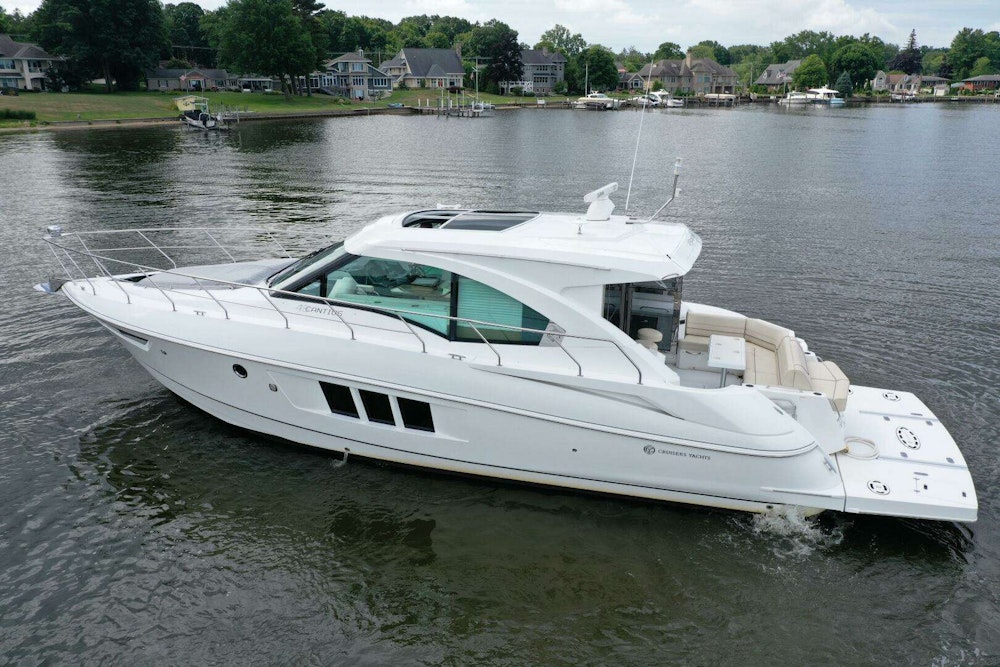 Cruisers Yachts 45 Cantius Yacht For Sale