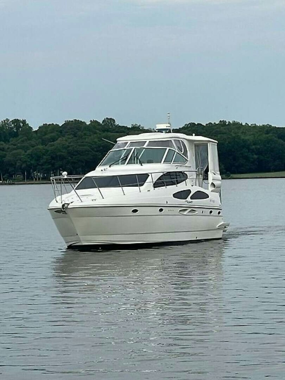 Cruisers Yachts 405 Express Motoryacht Yacht For Sale
