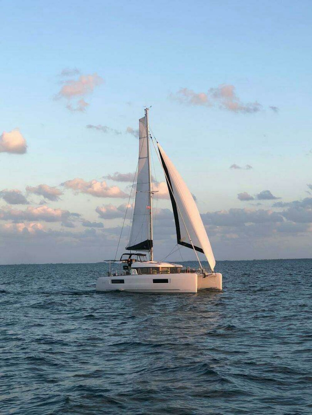 Lagoon  Yacht For Sale