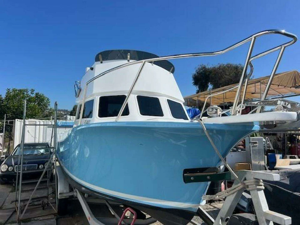 Custom Mariners Baja 30 Yacht For Sale