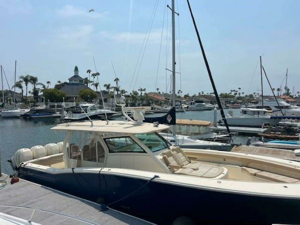 Scout 420LXF Yacht For Sale