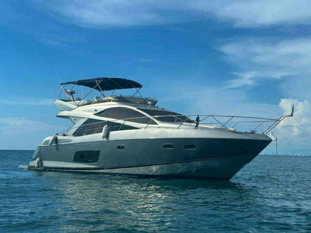 Sunseeker Sunseeker Manhattan 53 Yacht For Sale