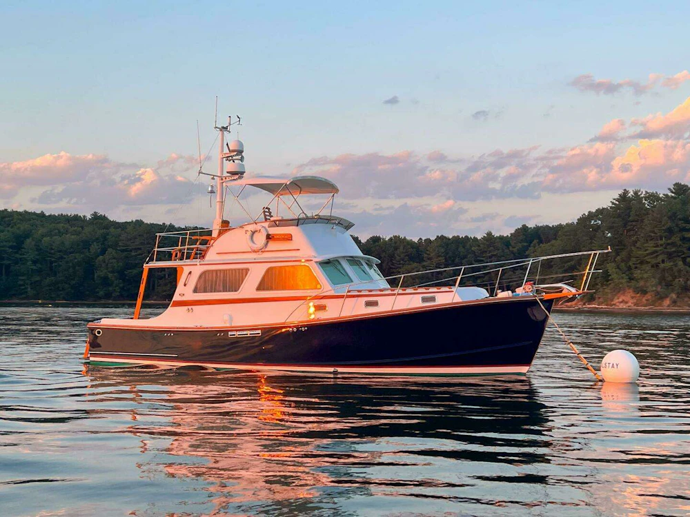 Wilbur 38 Yacht For Sale