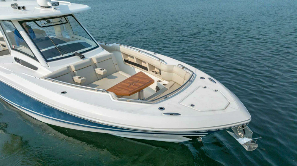 Boston Whaler 350 EX Realm Yacht For Sale