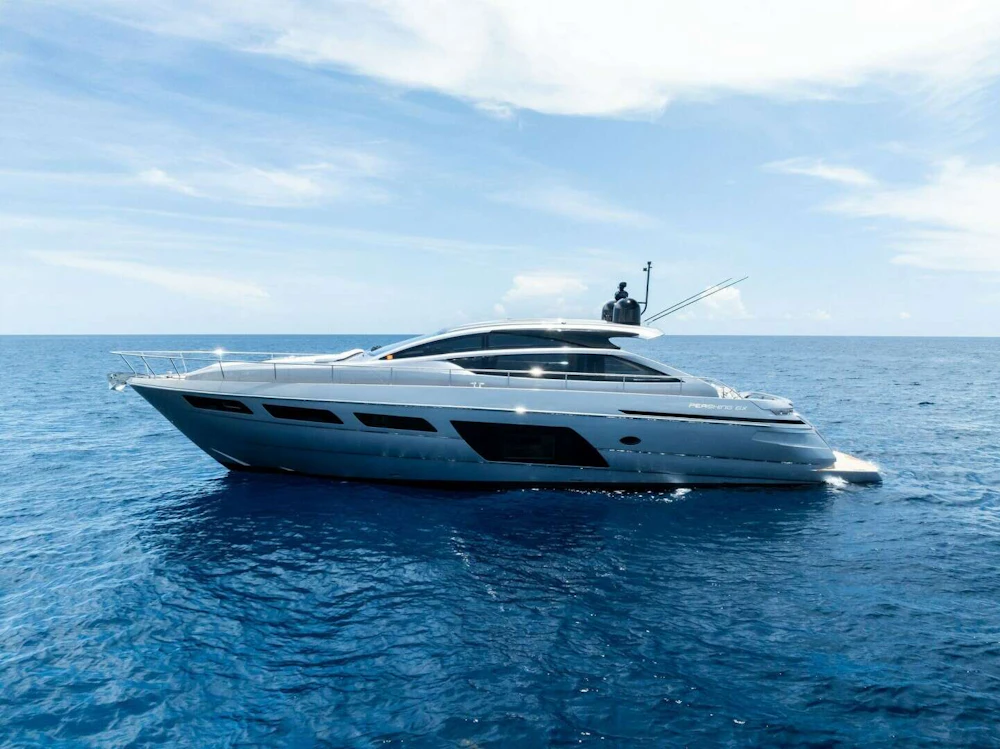 Pershing 6X Yacht For Sale