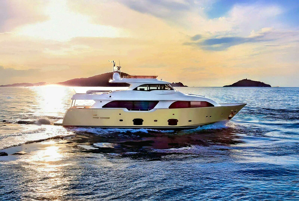 Custom Line Custom Yacht For Sale