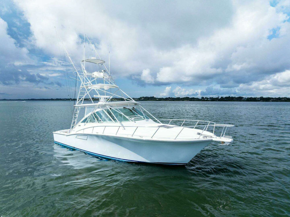 Cabo 40 Hardtop Express Yacht For Sale