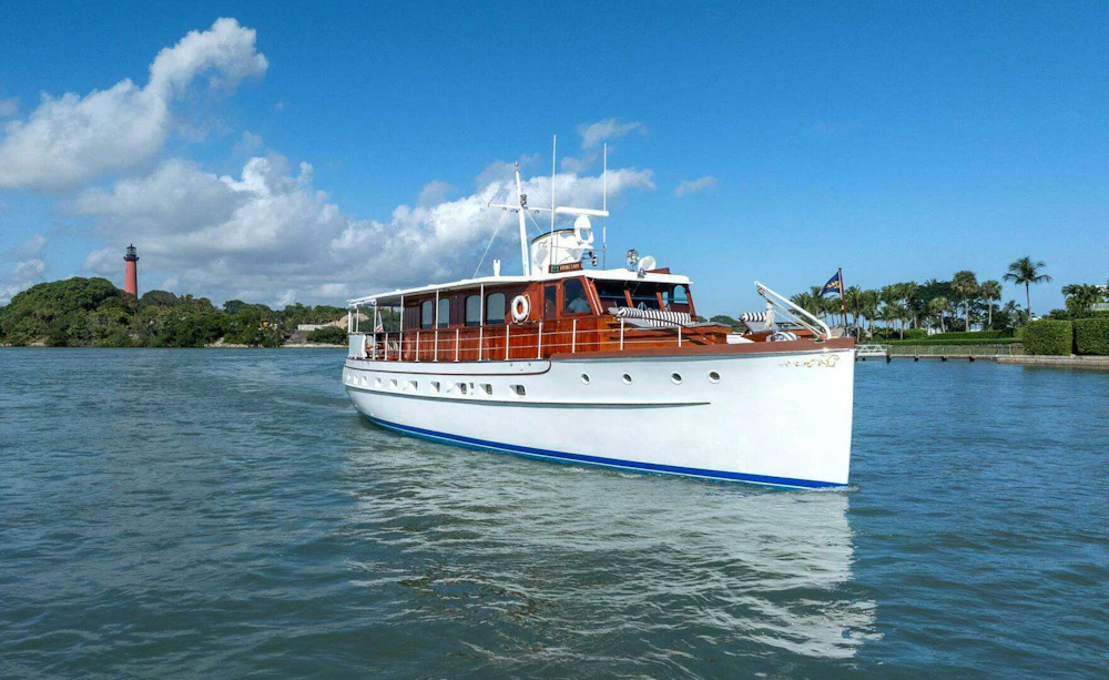 Trumpy 58 Yacht For Sale