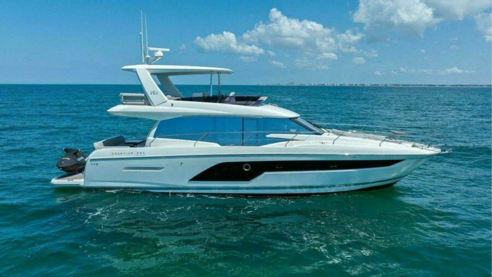 Prestige 590 Flybridge Yacht For Sale